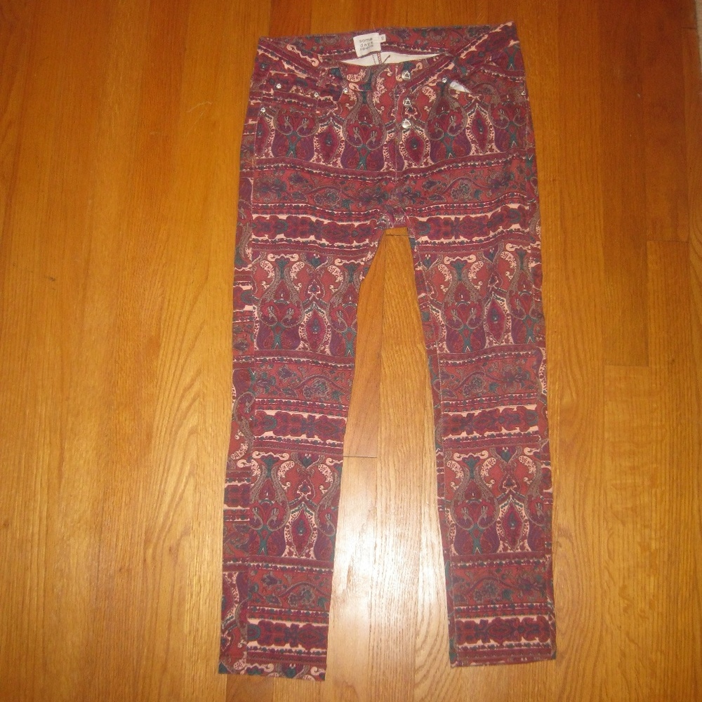 Somedays Lovin Paisley Print Capri Skinny Jeans - Picture 3 of 8